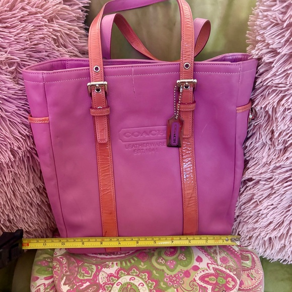 Coach Pink Tote Bag - Picture 11 of 11